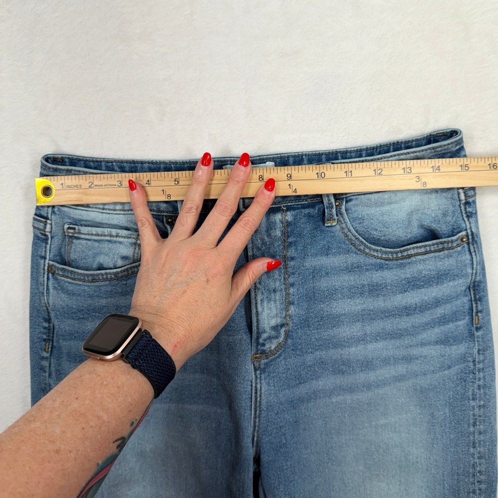 Driftwood 29 Jeans Charlee Embroidered Floral Cuff Cropped Wide Jeans Festival - Picture 12 of 16